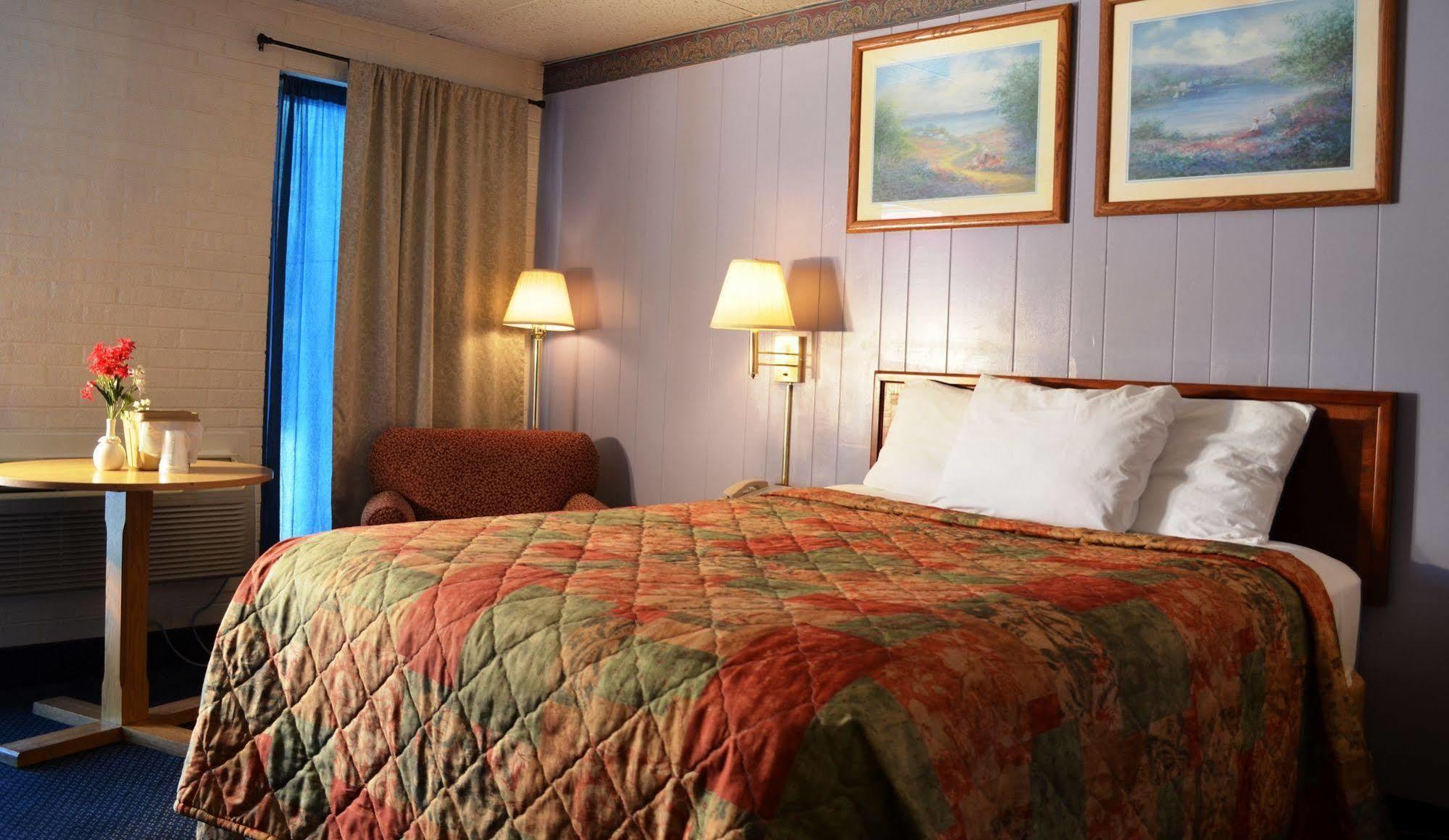 Economy Inn Bluefield Екстериор снимка
